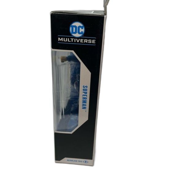 McFarlane DC Multiverse Superman 7" 22 Point Articulation Action Collectible NEW - Picture 5 of 5